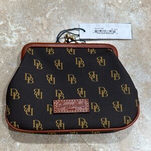NWT Brown, leather Dooney and Bourke coin purse